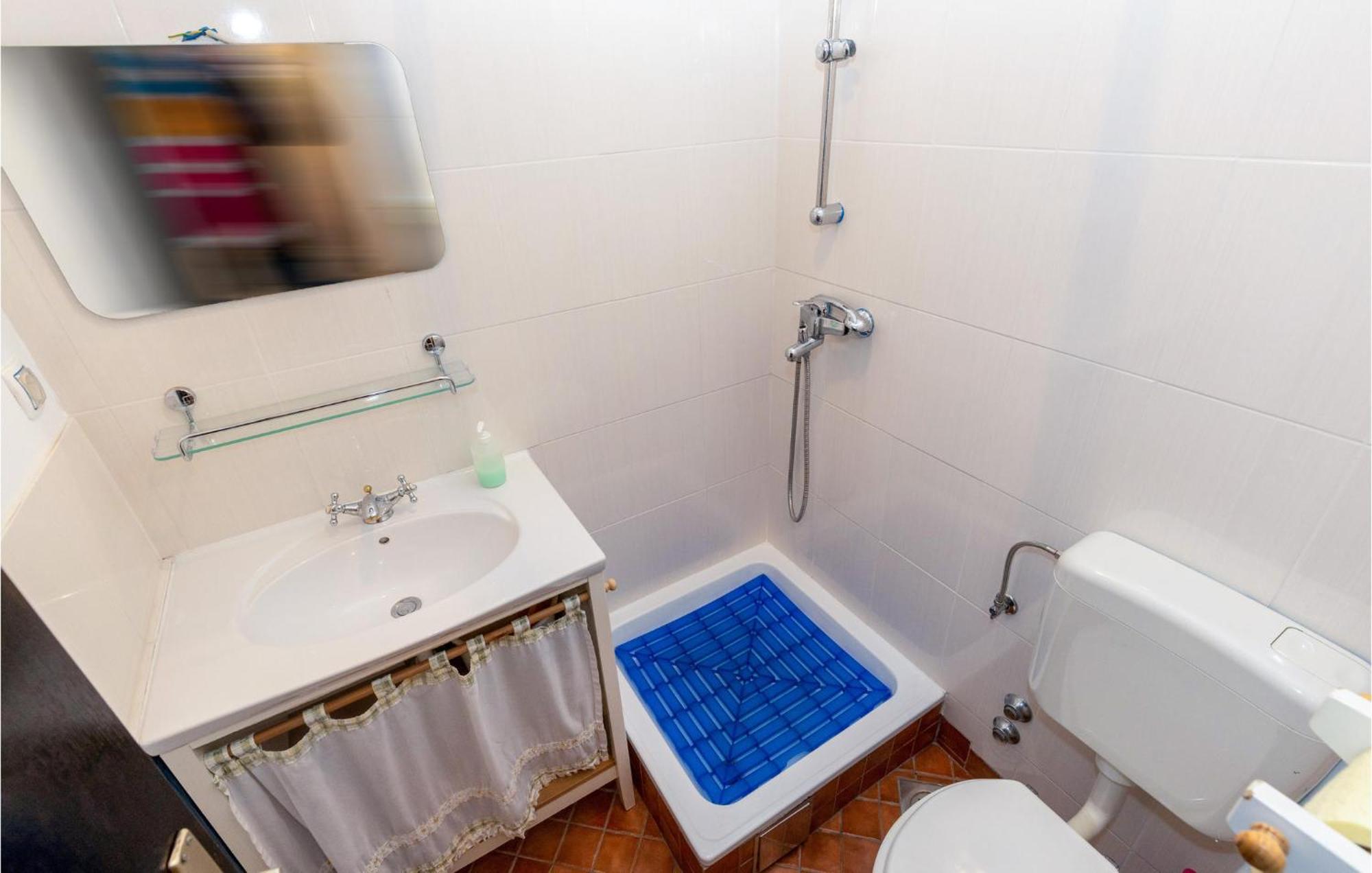 Nice Apartment In Jadranovo With Kitchen Экстерьер фото